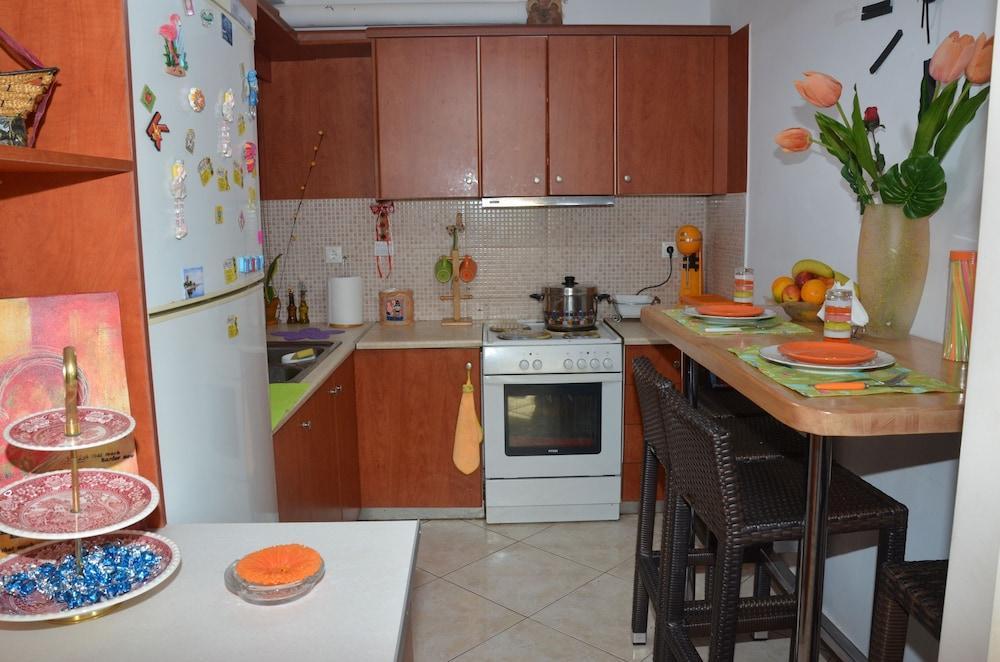 Kostaspant Apartment Йеранион Экстерьер фото